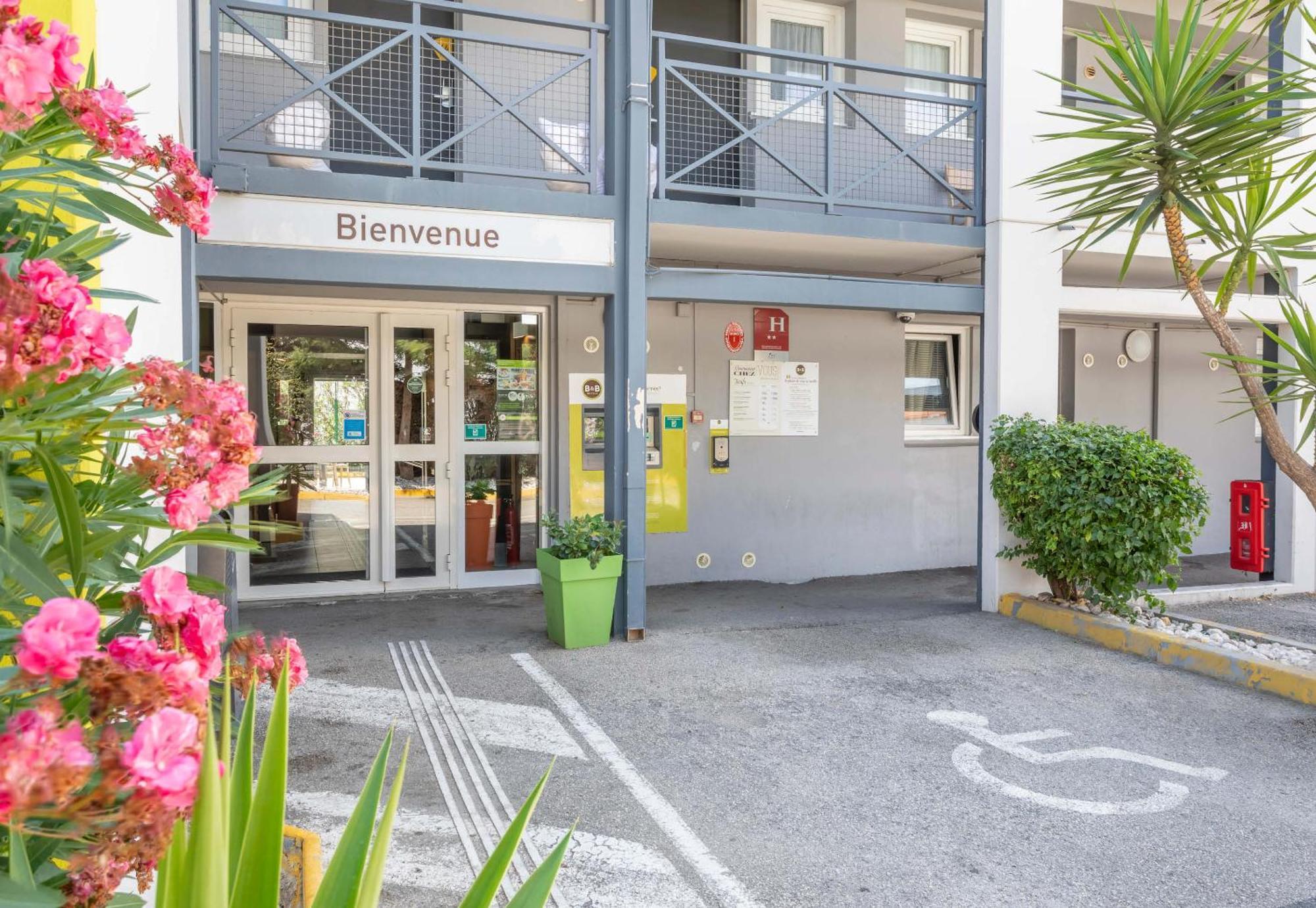 B&B Hotel Toulon La Seyne Sur Mer Exterior foto
