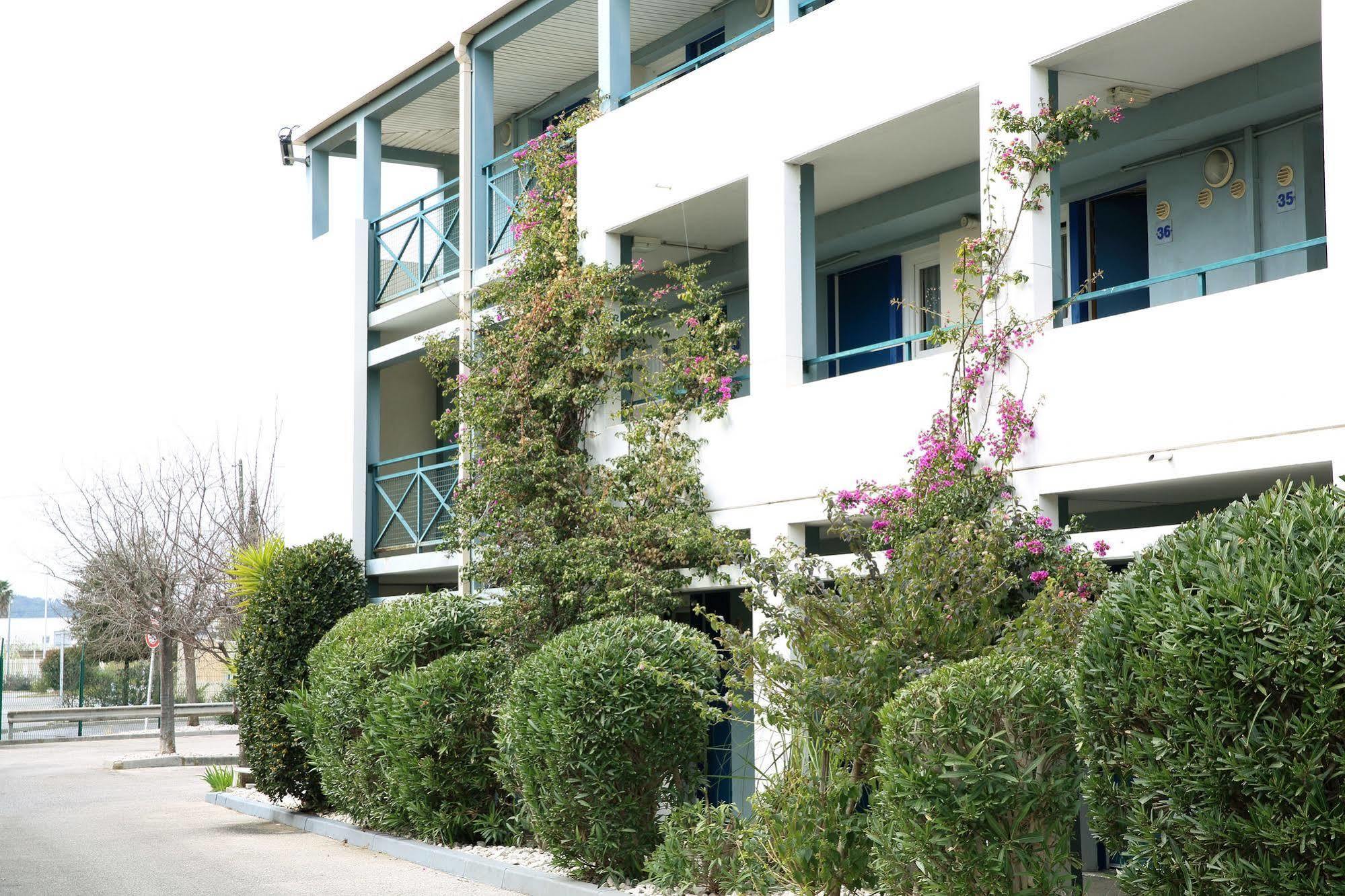B&B Hotel Toulon La Seyne Sur Mer Exterior foto